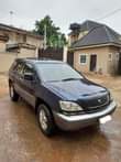 A picture of Lexus Rx 300