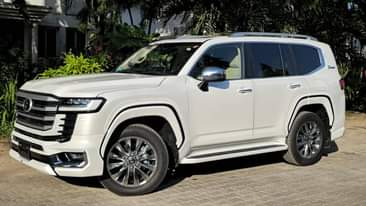 A picture of  2023 NEW LAND CRUISER LC300 ZX 70th ANNIVERSARY EDITION