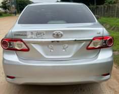 A picture of 7 8m with sambo 2013 Toyota Corolla on belt with