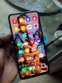 A picture of OPPO F17 KAMA ILIVYO