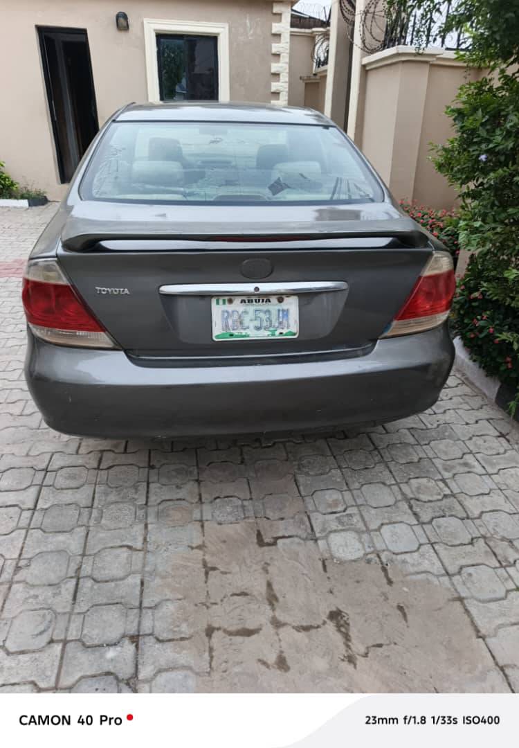 A picture of 04 Camry