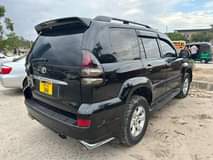 A picture of TOYOTA LANDCRUISER PRADO