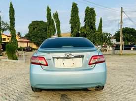 A picture of clean Camry 2011 mode