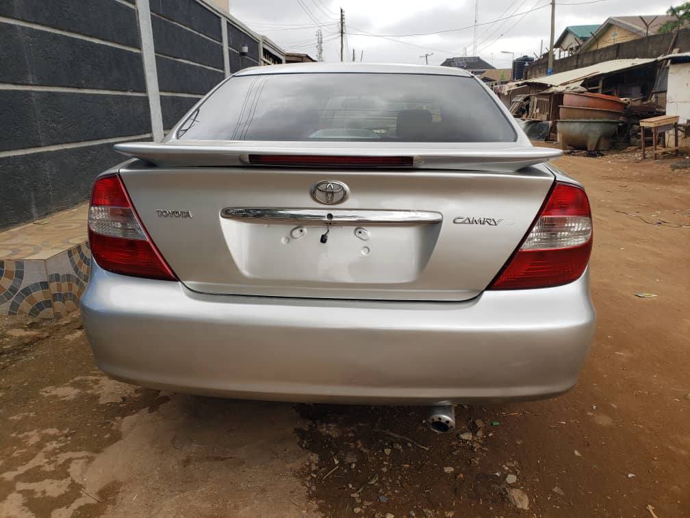 A picture of Toyota Camry aka big daddy 04