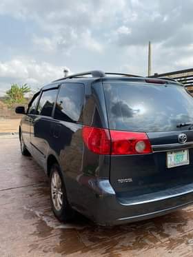 A picture of AMAZING AWOOF YOU CANT GET ANYWHERE TOKS STANDARD REG Toyota