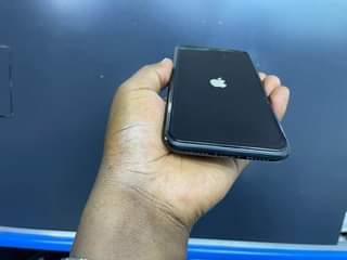 A picture of iPhone XR