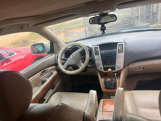 A picture of 2006 Lexus RX330