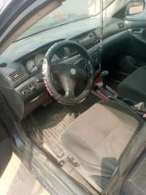 A picture of Toyota Corolla 04
