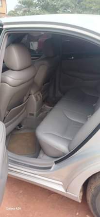 A picture of A clean tokunbo Lexus es330 car