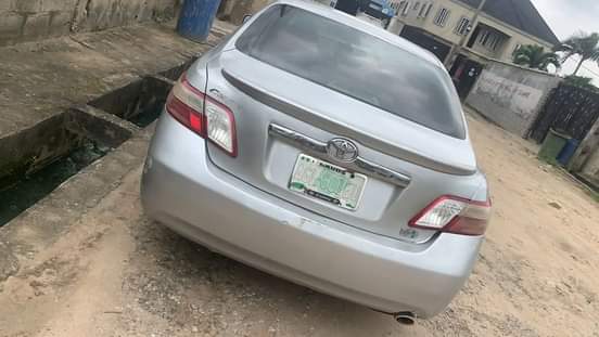 A picture of Camry 2008 Hybrid painted on First Body Engine Gear and