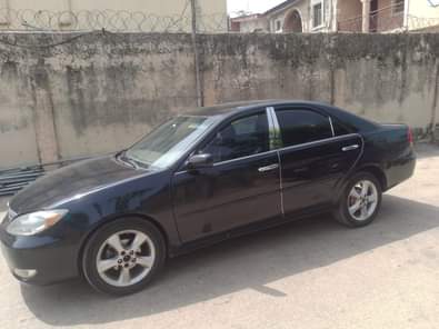 A picture of CLEAN NIGERIA USED TOYOTA CAMRY 2004 MODEL sound Engine good