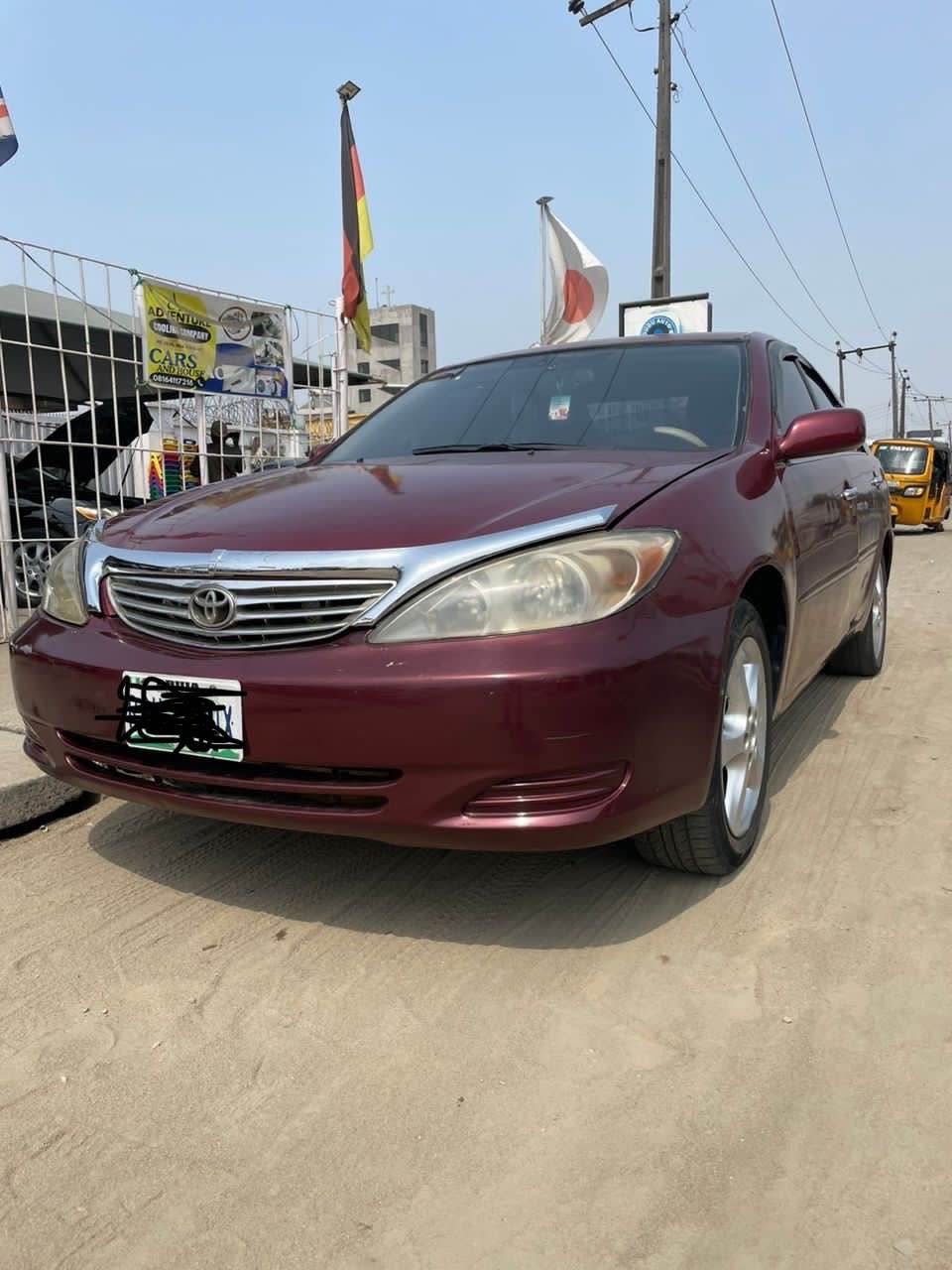 A picture of  used Toyota Camry 04