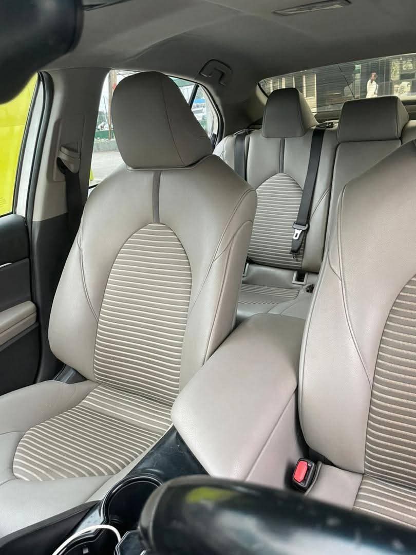 A picture of 2020 Toyota Camry le