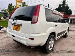 A picture of NISSAN X TRAIL BEI MILLION 8.8
