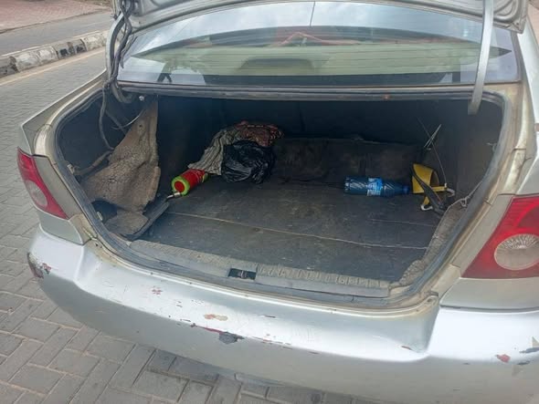 A picture of TOYOTA COROLLA ENGINE AND GEAR PERCENT OK AC CHILLING CALL