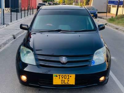used toyota ist