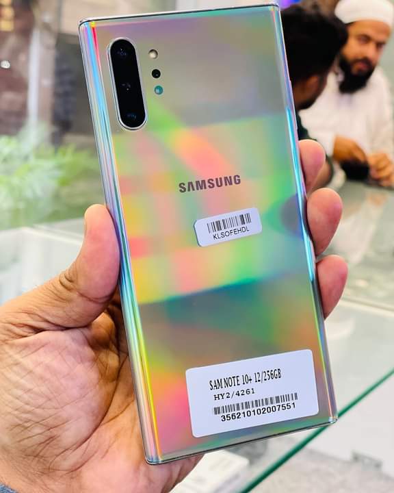A picture of 700k 256gb 12ram WA ME 256702 876458