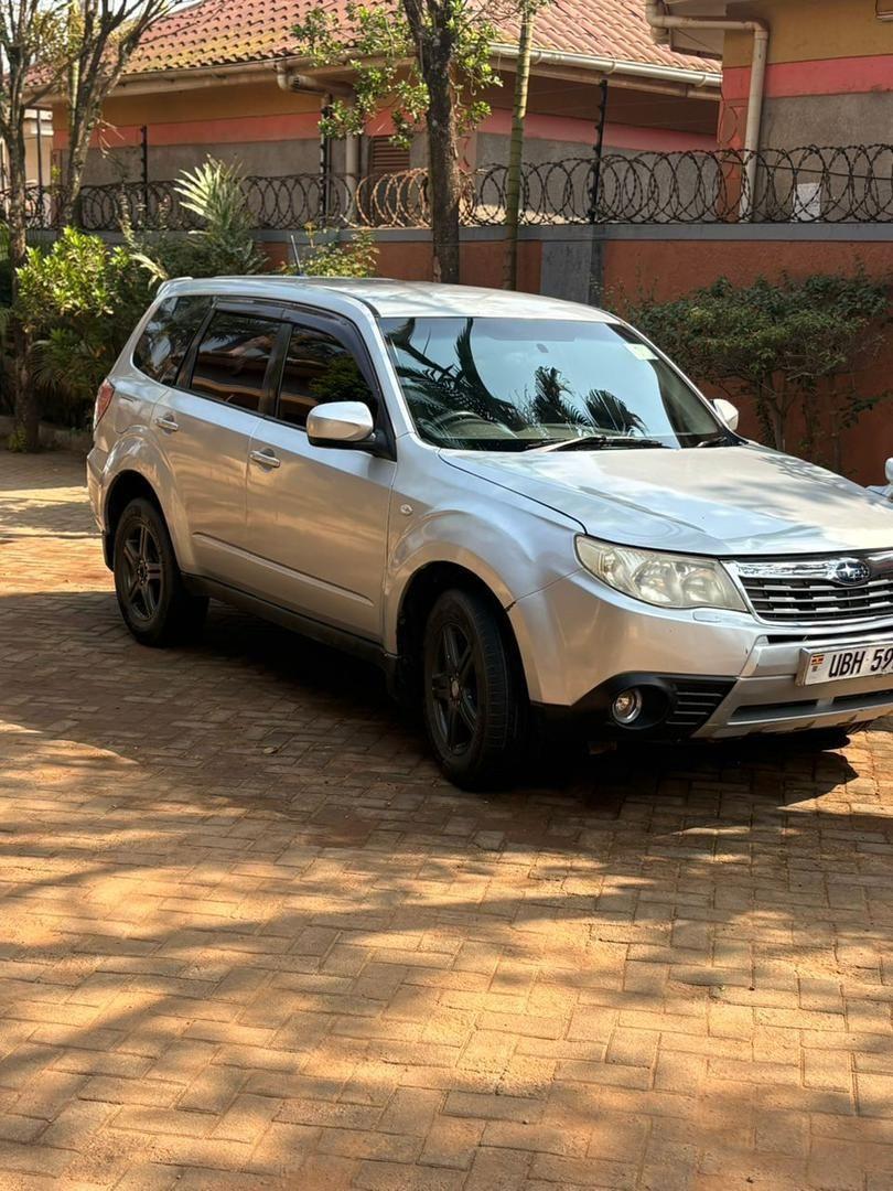 A picture of SUBARU FORESTER