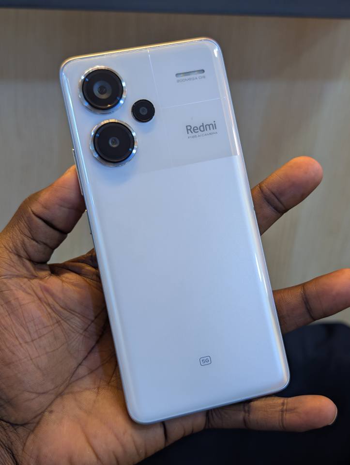 A picture of Redmi note 13 pro plus 512gb