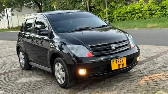 A picture of TOYOTA IST FOR SALE