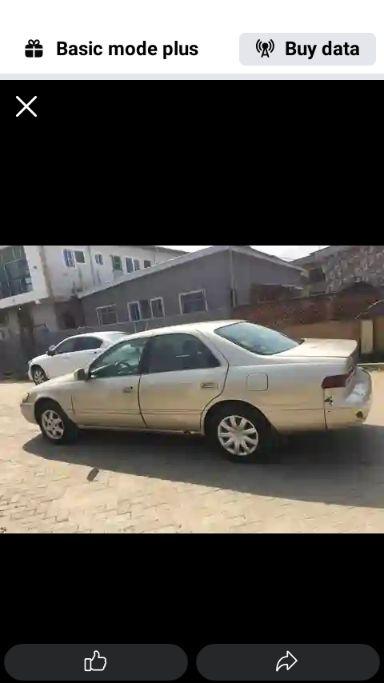 A picture of Toyota Camry tiny light