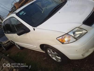 A picture of Mazda MPV