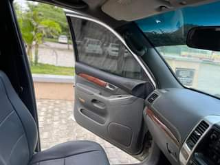 A picture of Toyota land cruiser prado