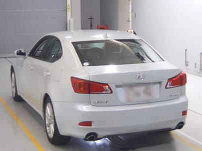 A picture of LEXUS IS250
