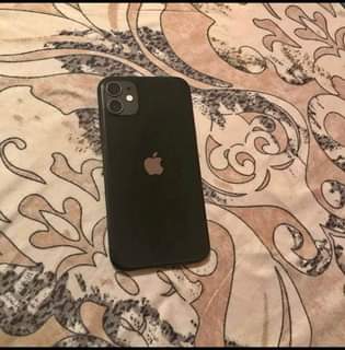 Apple V.