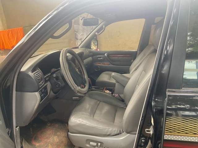 A picture of Lexus GHX470