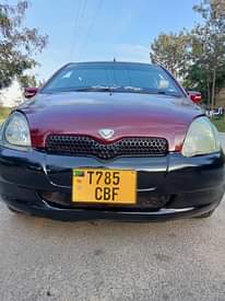 A picture of Toyota vitz milion 3 8 Ipo mwanza Automatic Engine safi