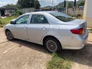 A picture of Toyota corolla 2009