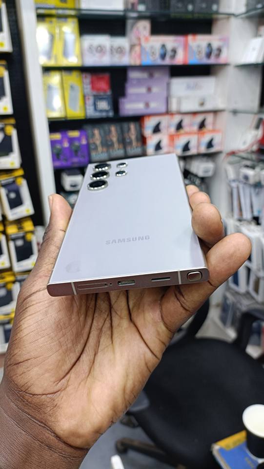 A picture of Samsung S24 ultra
