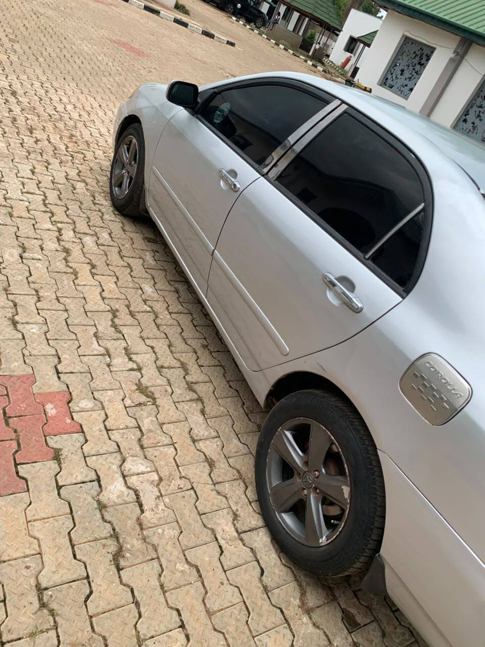 A picture of Toyota Corolla 2004