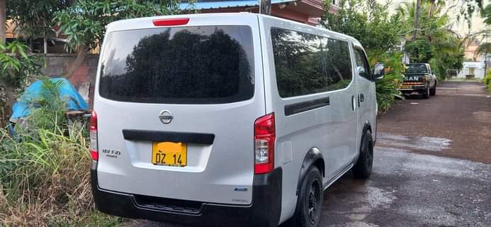 used nissan caravan