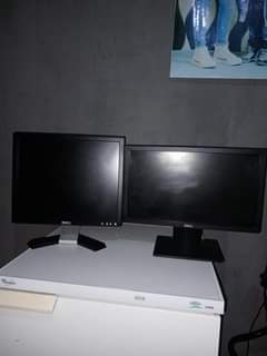 pc monitors