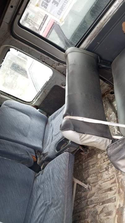 A picture of Hijet mini bus available Untempered Engine silent engine and gearbox