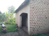 A picture of House on quick sale Location Kiwembwa manze Distance 3kms from