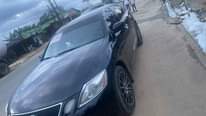 A picture of Lexus Gs350 black automatic transmission