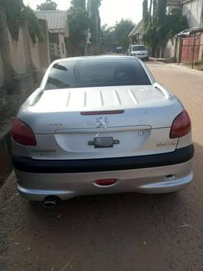 A picture of Very sharp convertible PEUGEOT 206 with AC chilling Untampered Engine