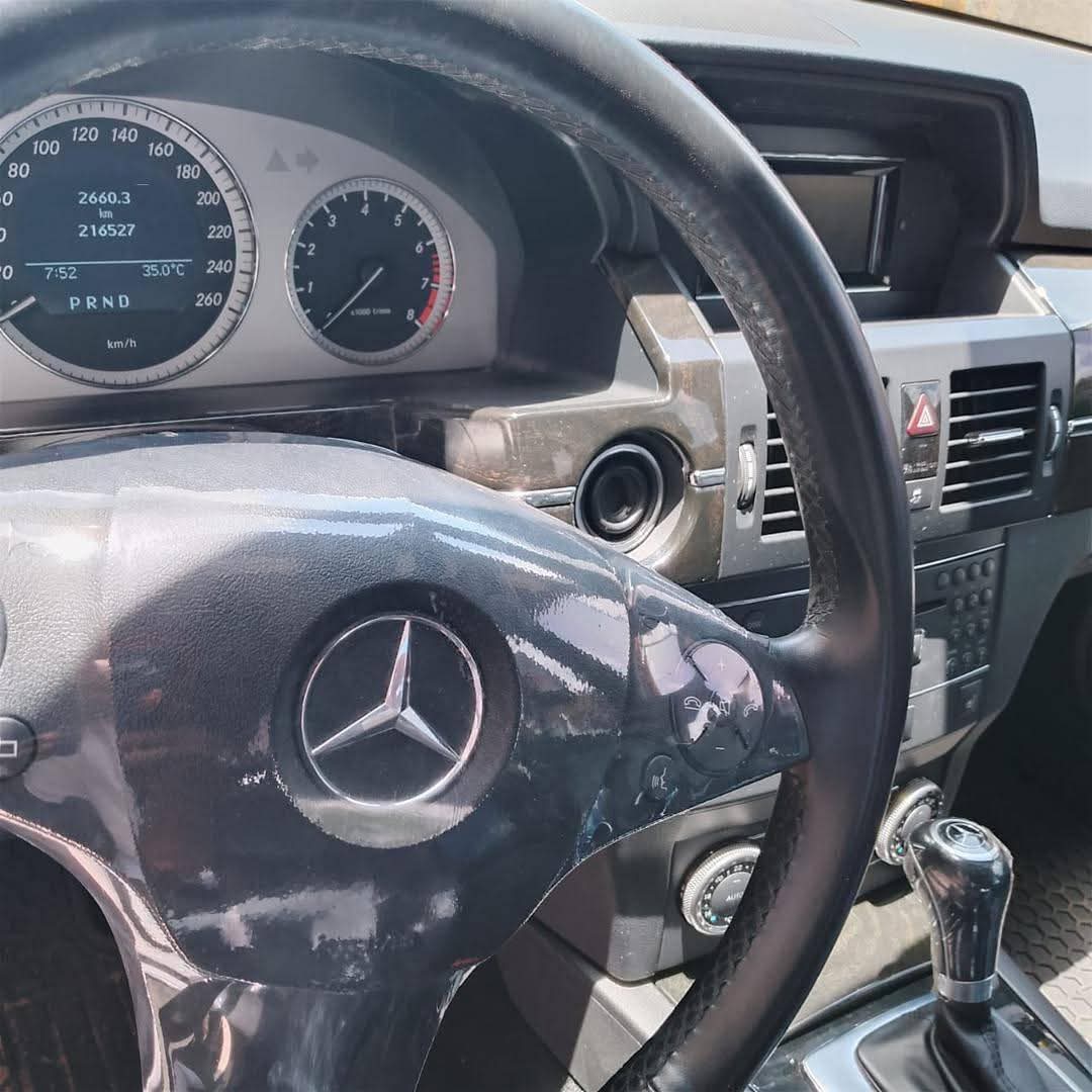 A picture of Direct Belgium GLK Mercedes Benz 012