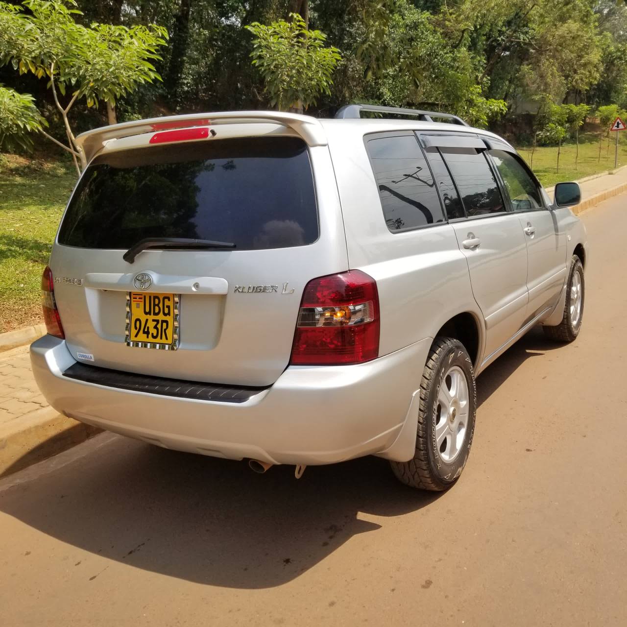 A picture of Toyota kluger