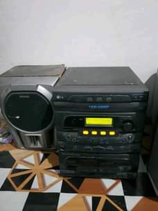 A picture of Radio LG