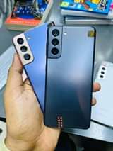A picture of SAMSUNG GALAXY S21 Used Clean condition Ram 8 128Gb Camera
