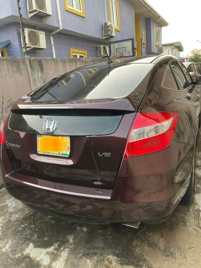 A picture of Clean Honda Crosstour