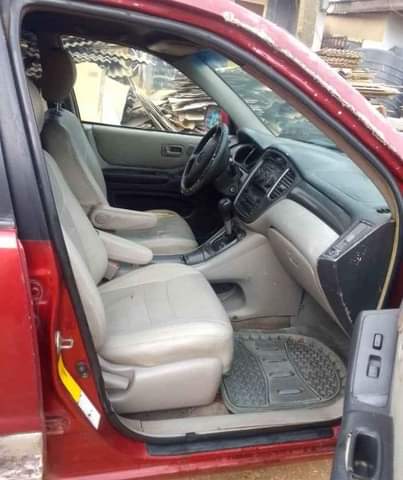 A picture of Registered Toyota Highlander 2004