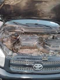 A picture of 2005 Toyota RAV4