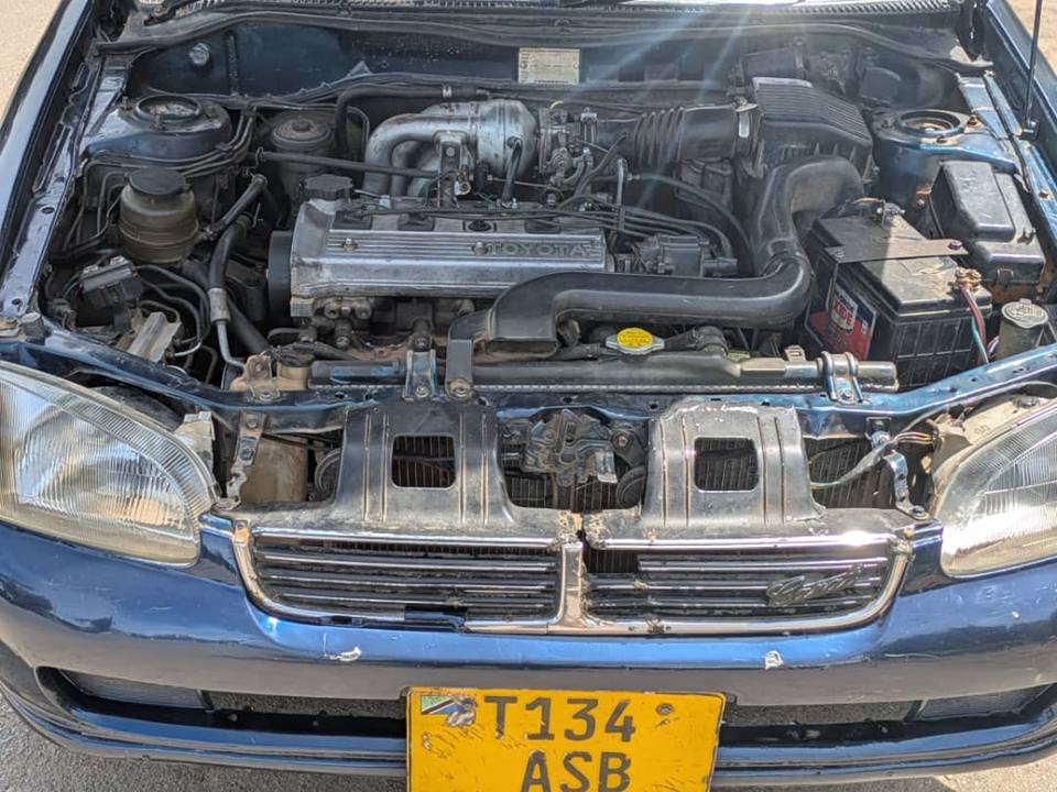 A picture of Toyota starlet price 3 9 million location mwanza automatic petrol