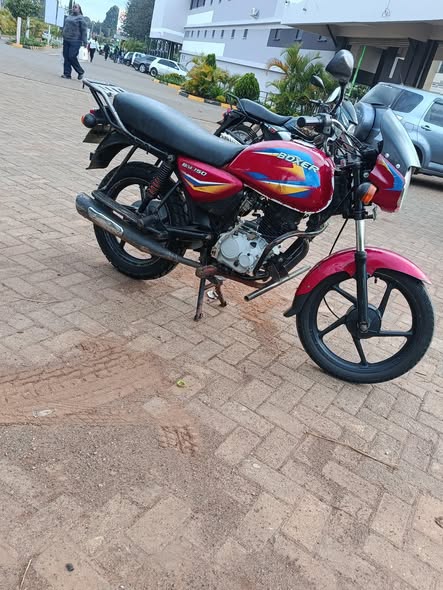 bajaj boxer