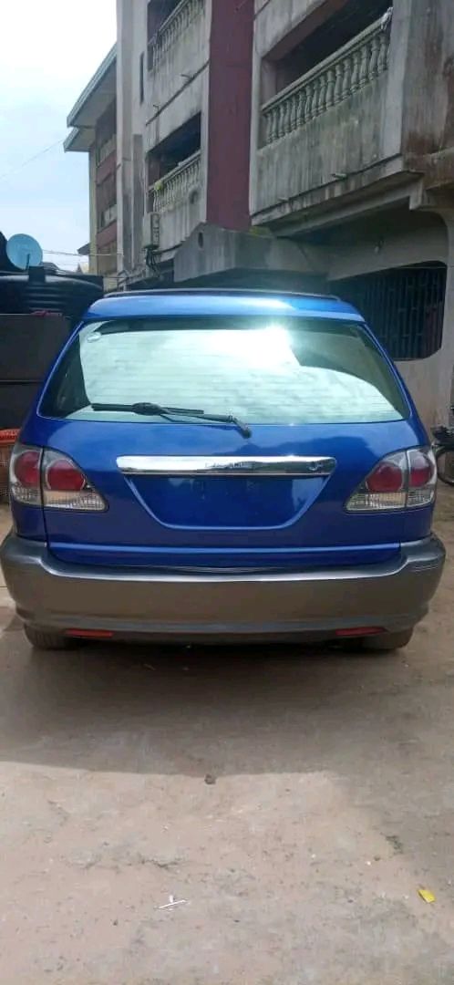 A picture of Car